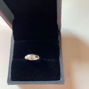 Elegant Silver Ring with Gemstone